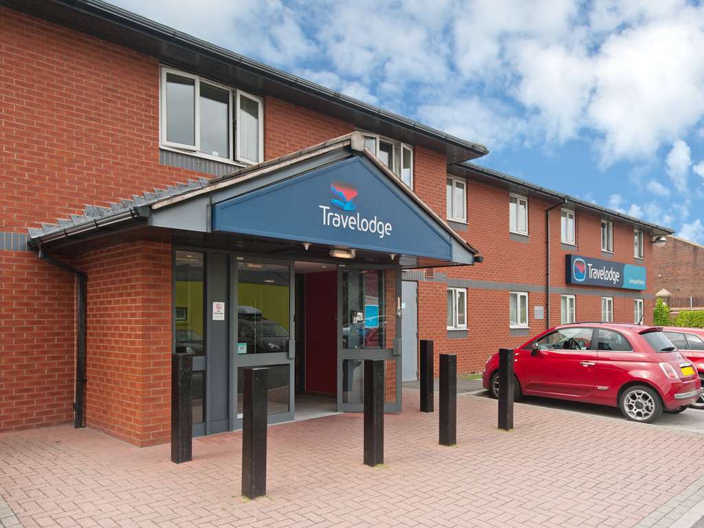Travelodge Liverpool Docks Exterior photo